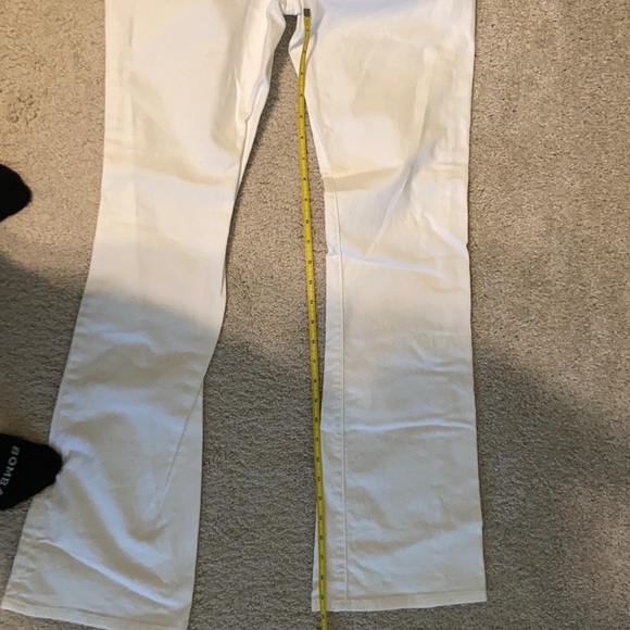 Gap sexy boot 6r white pants. - Picture 6 of 6